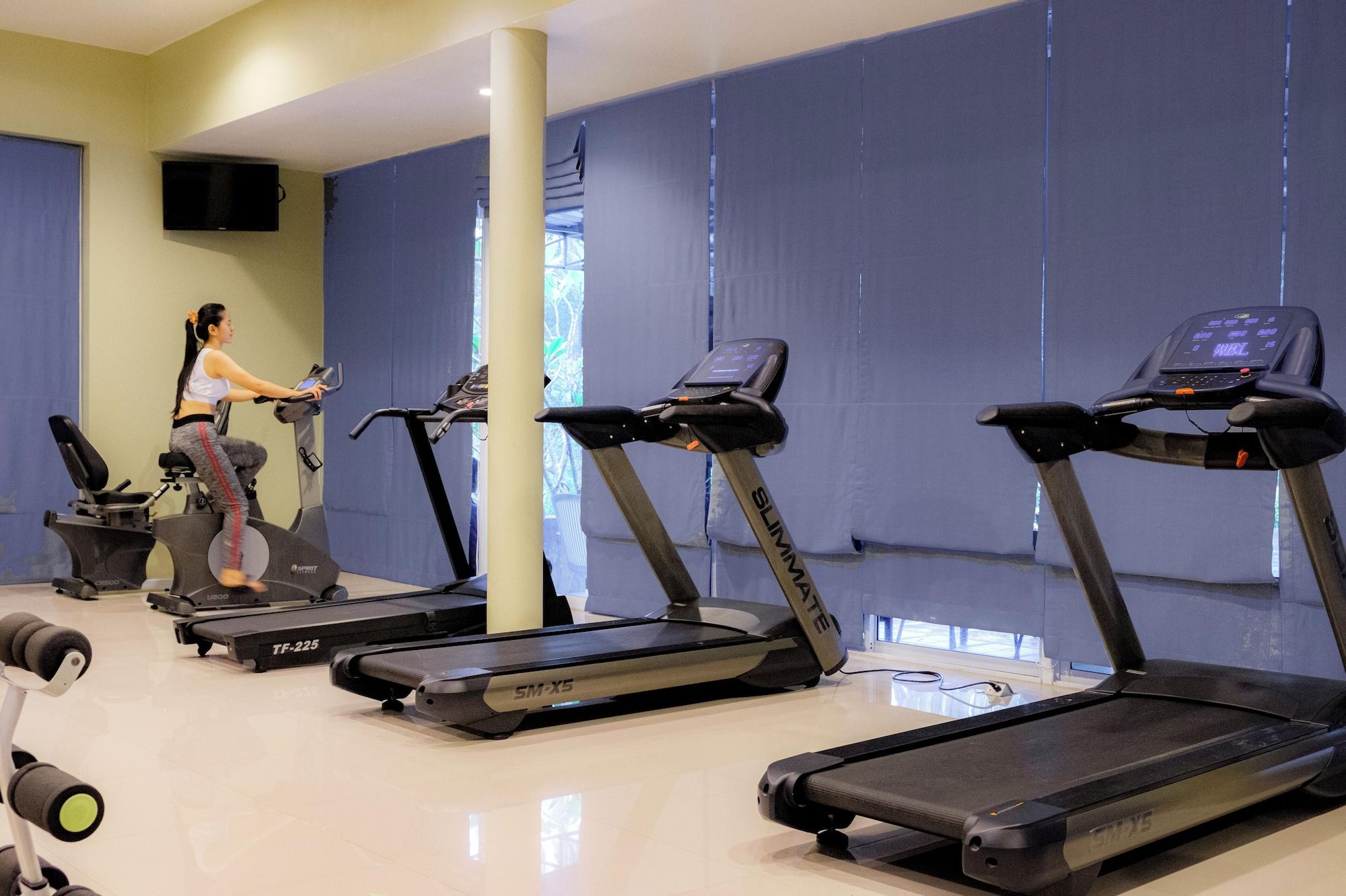 Gimnasio Victoria Cliff Hotel & Resort
