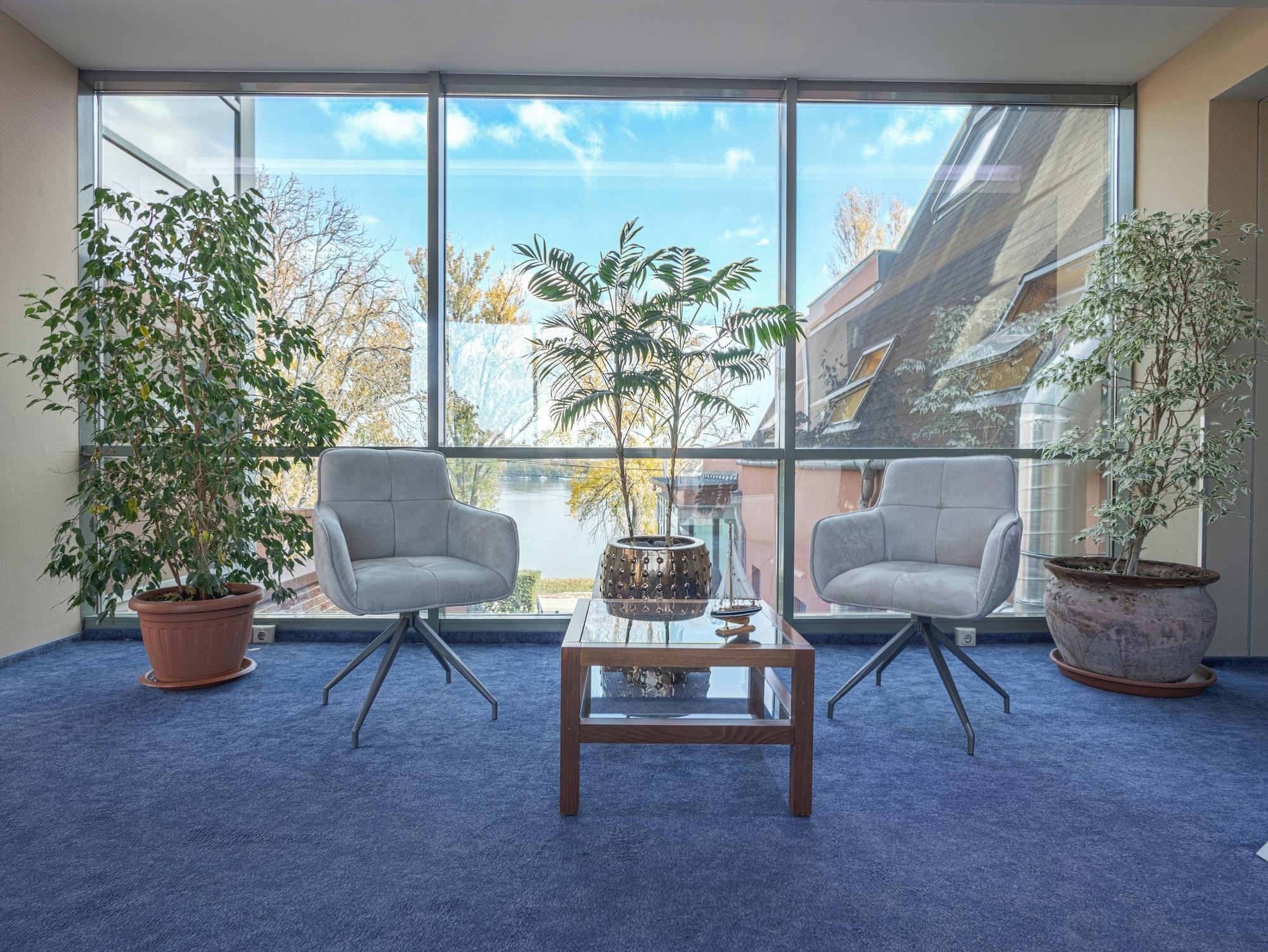 Vista Lobby Holiday Beach Budapest Wellness & Conference Hotel