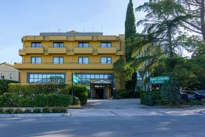 Alojamiento - Hotel Cristallo