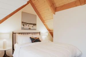 Alquiler Vacacional - Hemlock Resort: Game Room, Hot Tub, Canoe, Firepit