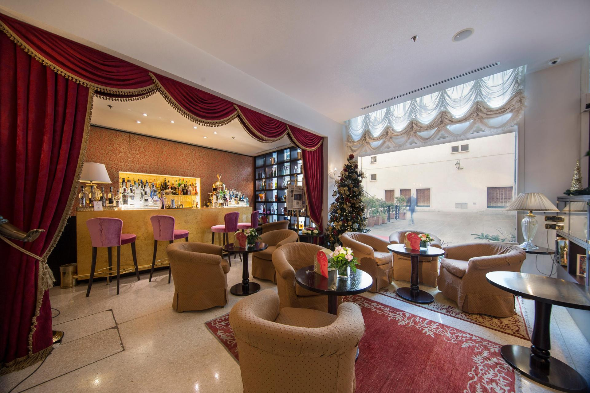 Vista do lobby Hotel A LA Commedia