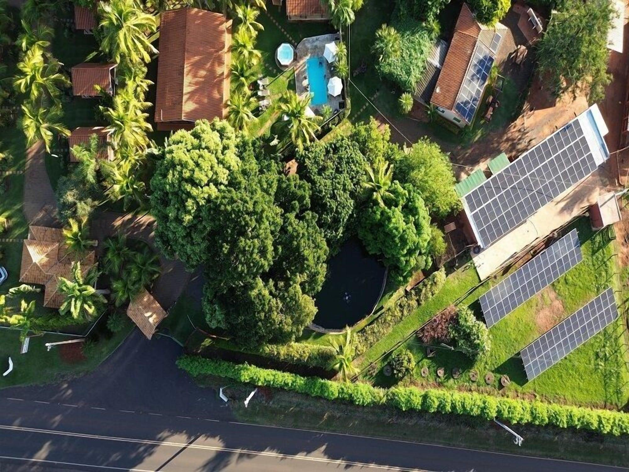 Vista Exterior Pousada Monte Carlo