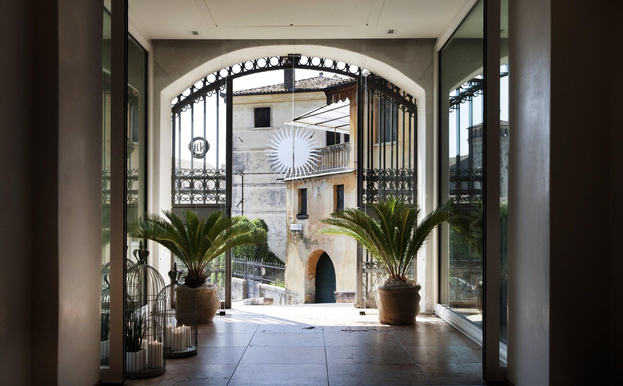 Vista Lobby Albergo Al Sole