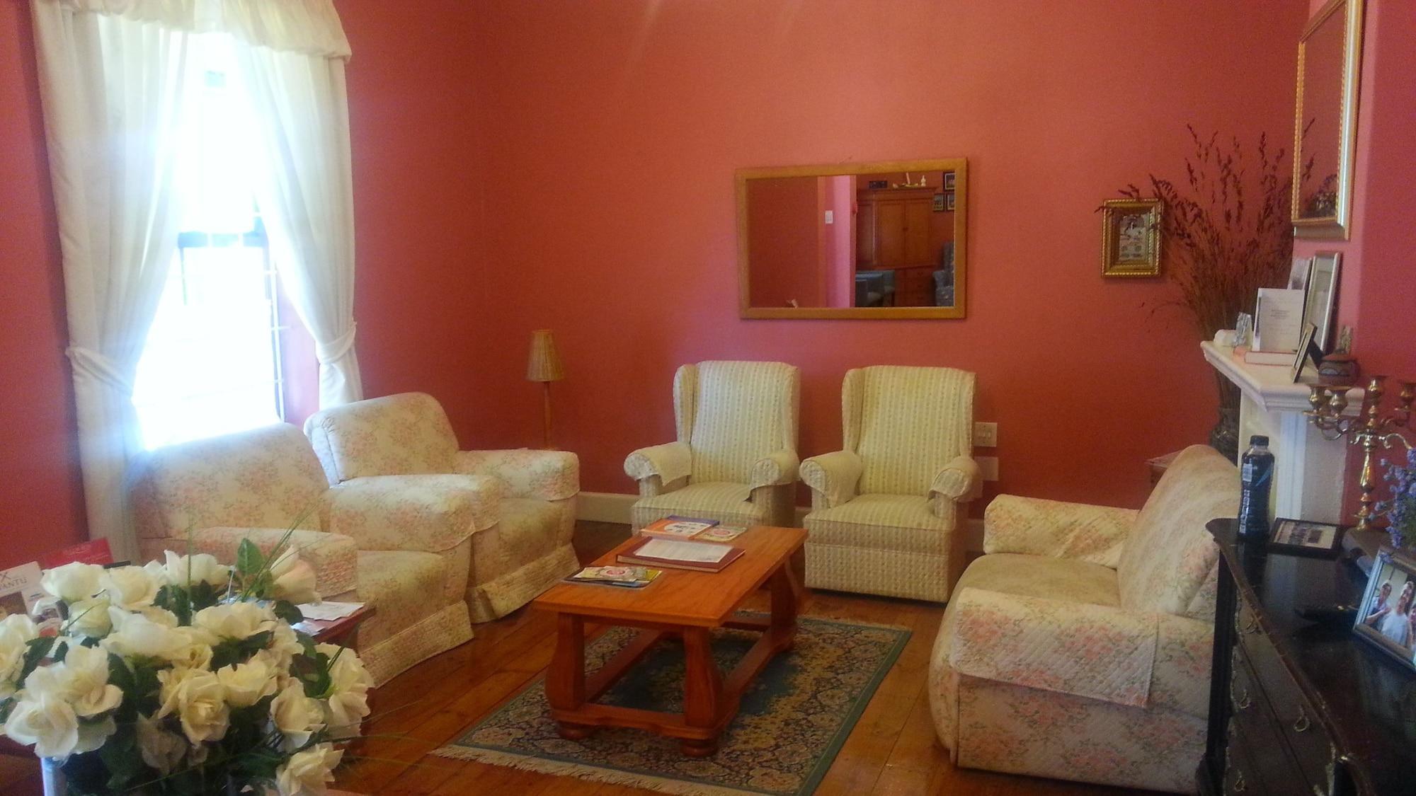 Vista Lobby District Six Guesthouse