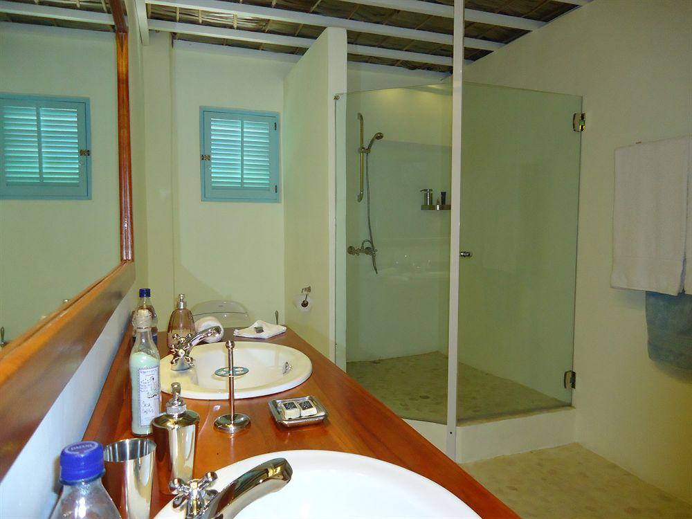 Equipamiento de Habitación Hotel Piratas del Caribe