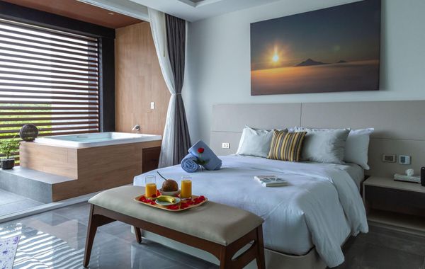 Luxury 3BR Apartment W Exclusive Amenities - 201AB - Hoteles con jacuzzi en Akumal, México