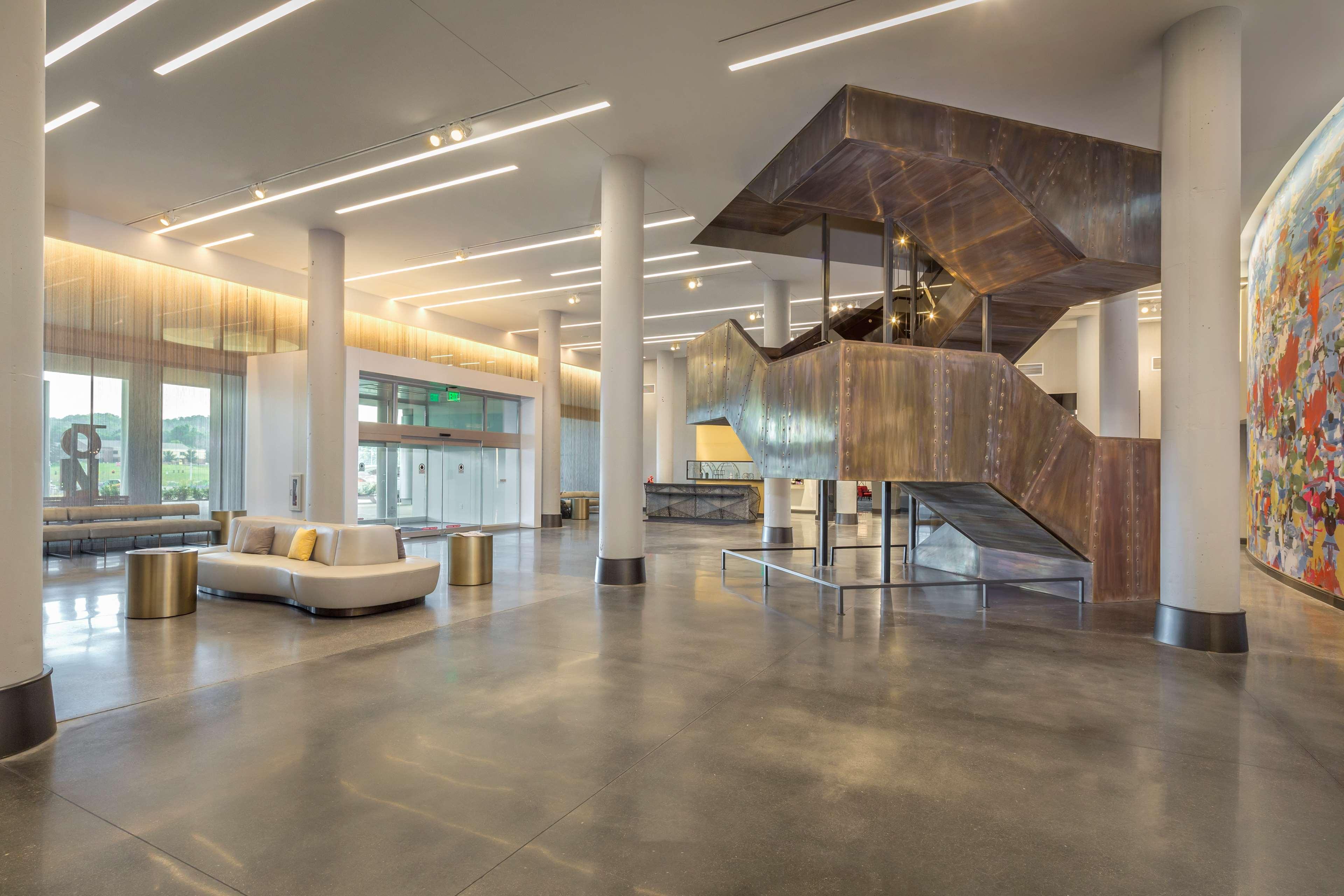 Vista Lobby The Summit Hotel