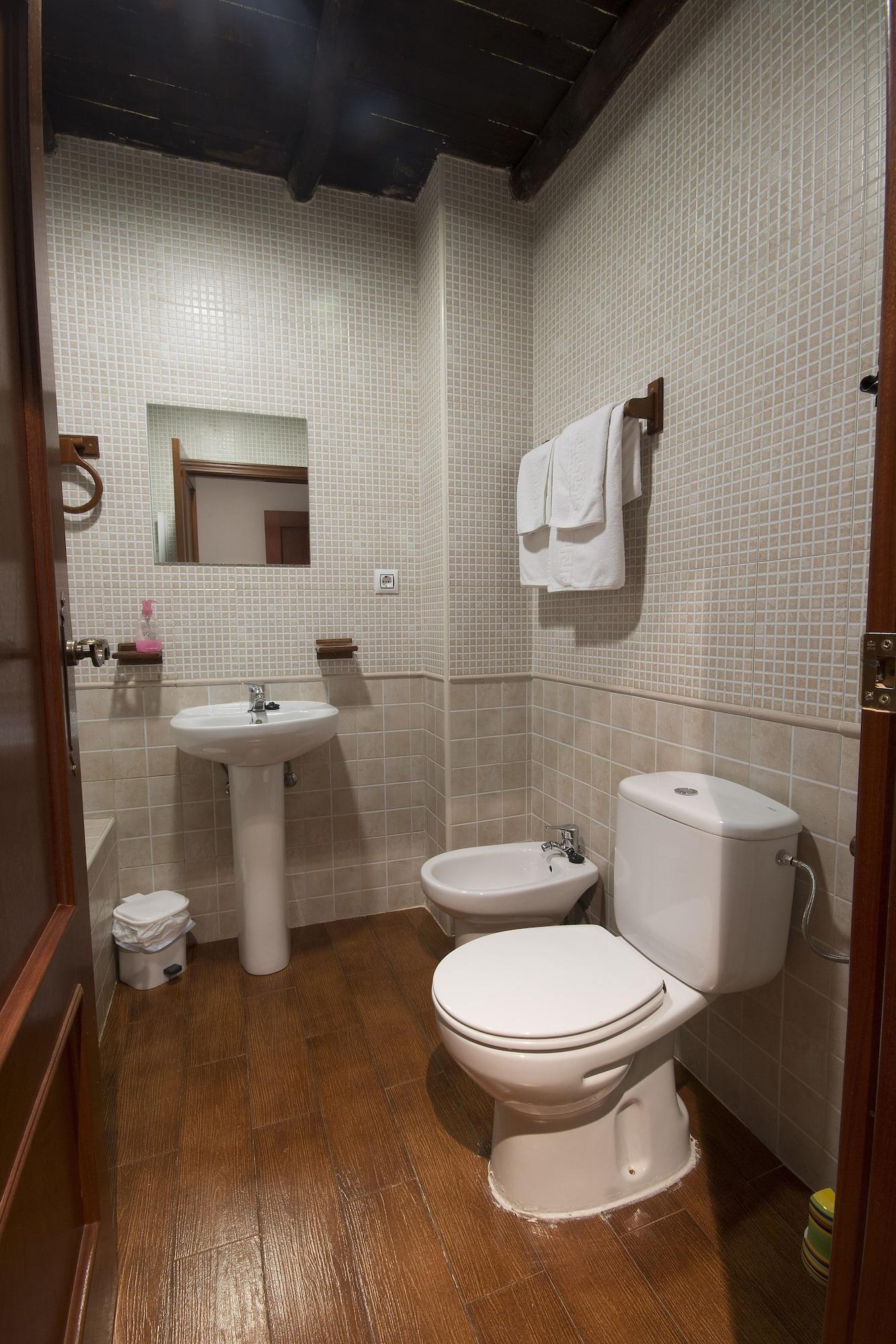 Equipamiento de Habitación Hotel El Tirol