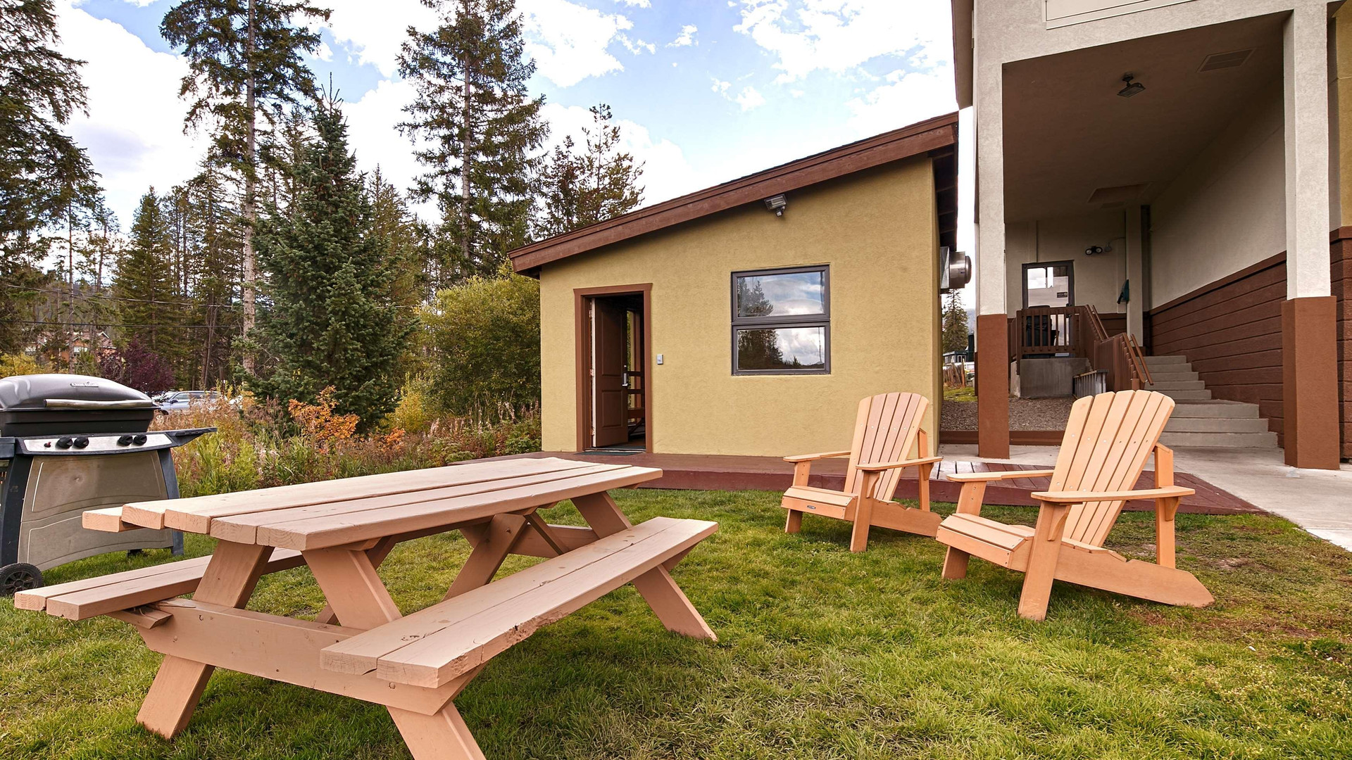 Varios Best Western Alpenglo Lodge