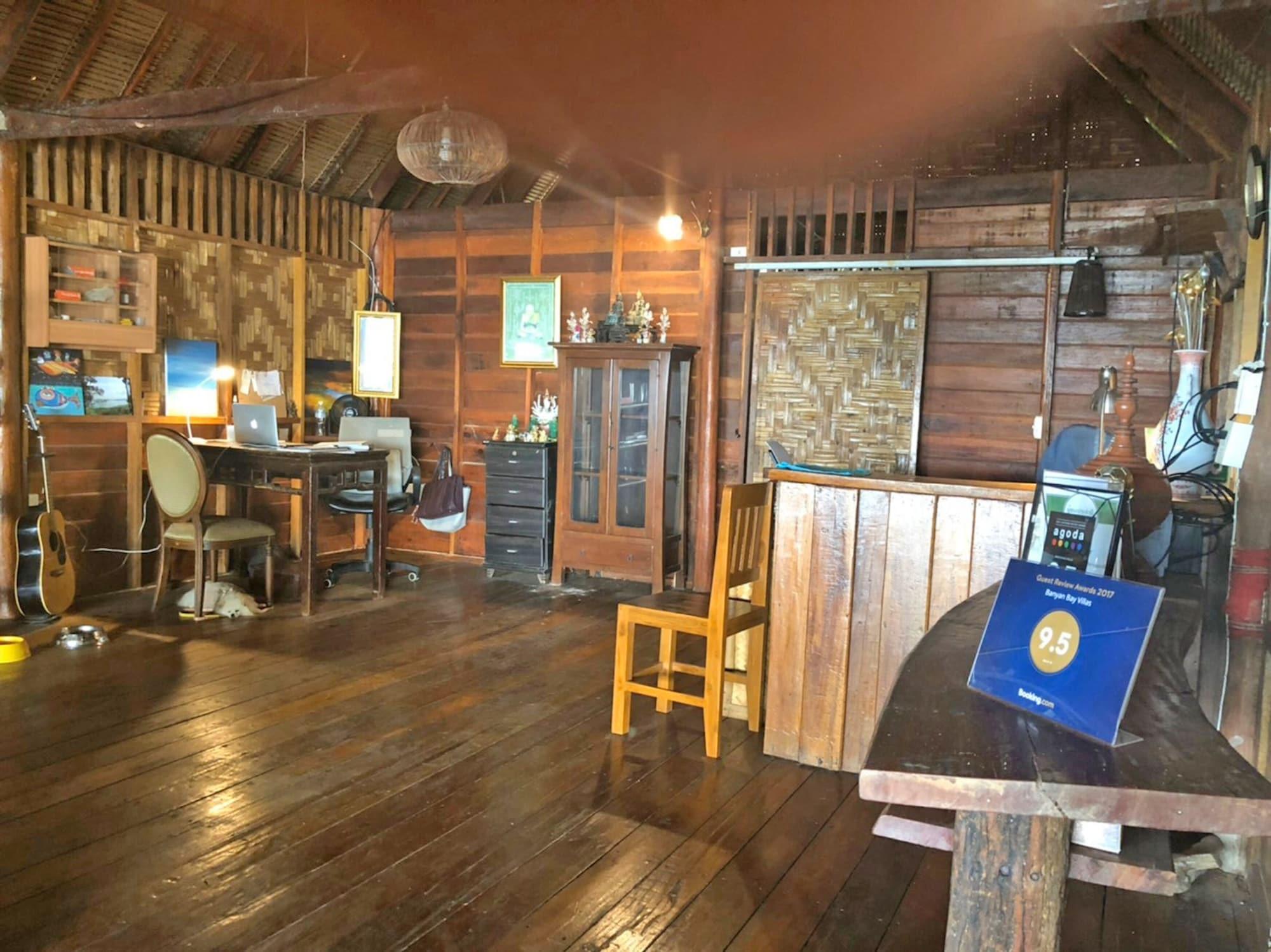 Vista Lobby Banyan Bay Villas