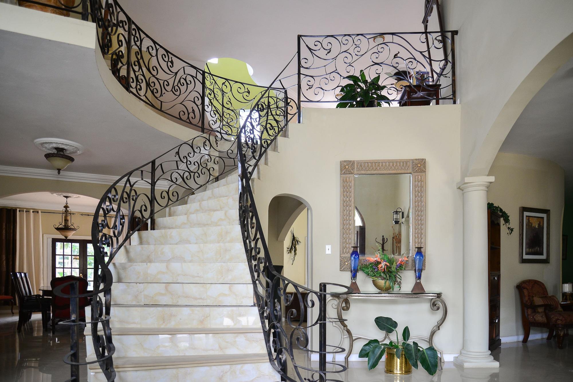 Vista Lobby Khastle Khodero