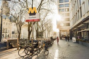 Alojamiento - Hilton Rotterdam
