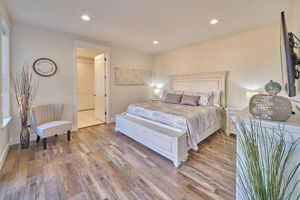 Alquiler Vacacional - 526 Brand New, Luxury, Private, ADA accsessible Home Rental - 3 minutes off I-5