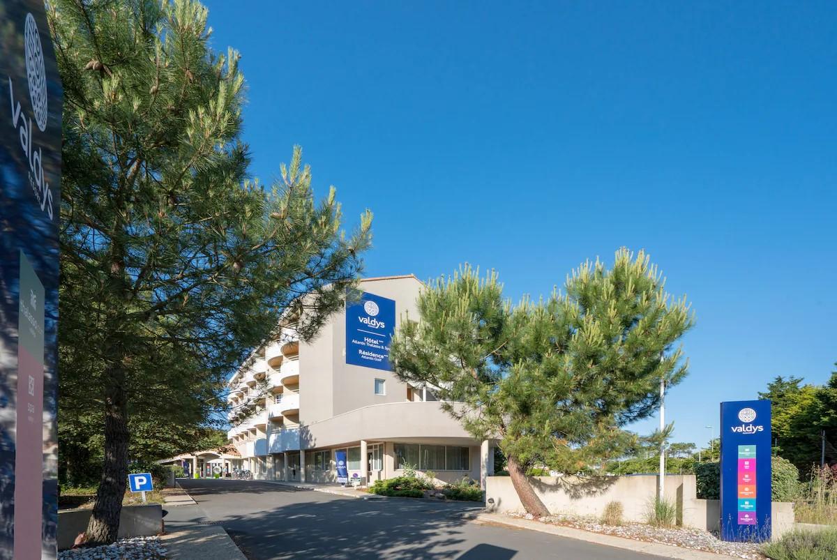 Vista Lobby Les Pins Thalasso SPA Valdys