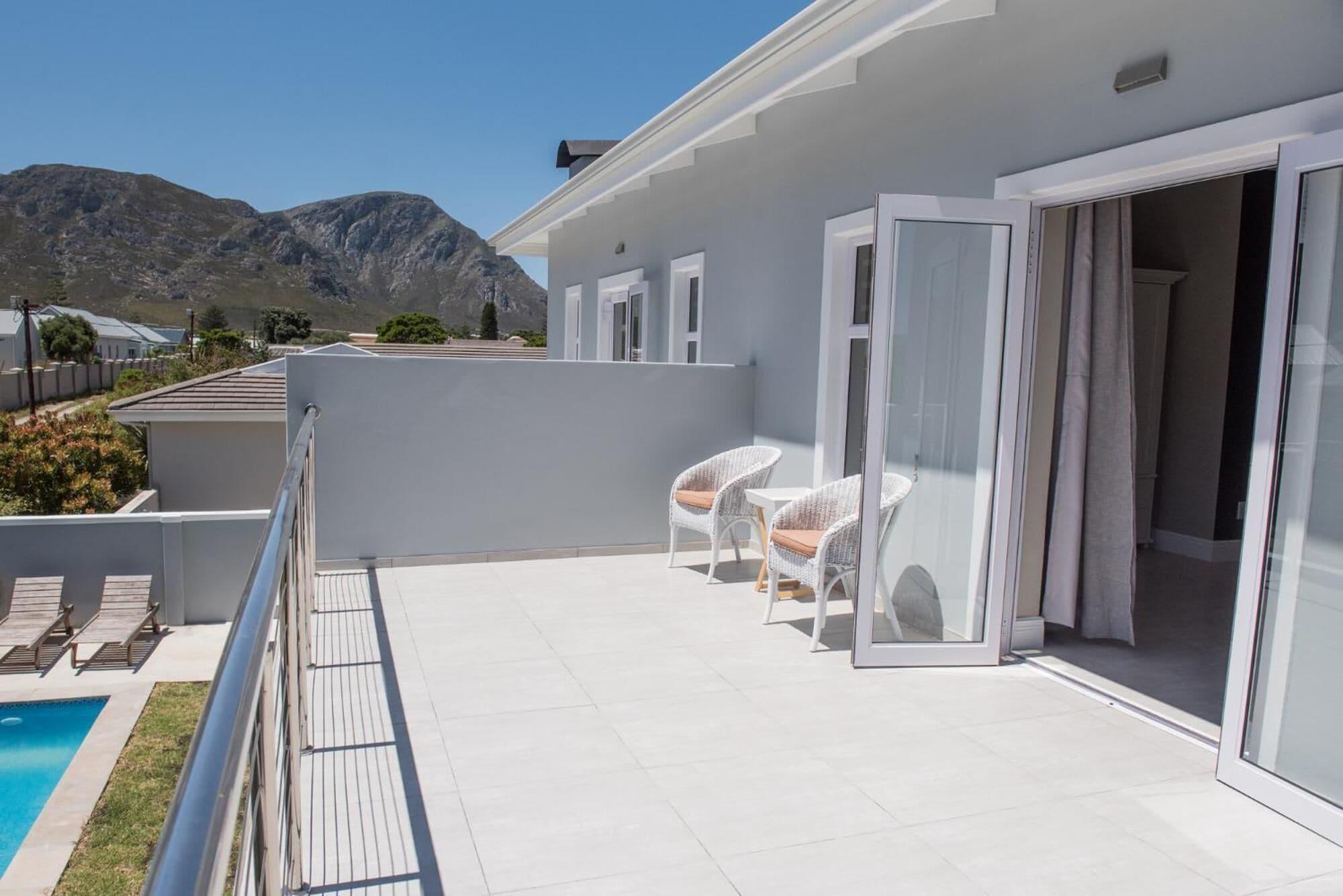 Comodidades del Alojamiento The Whale on Main B&B