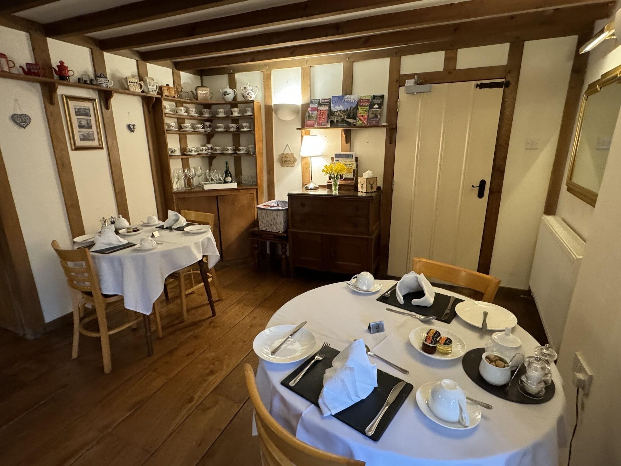 Restaurant Guiting Guest House