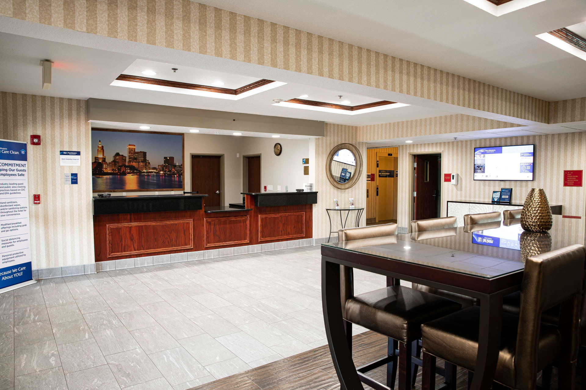 Vista Lobby Best Western Providence-Seekonk Inn