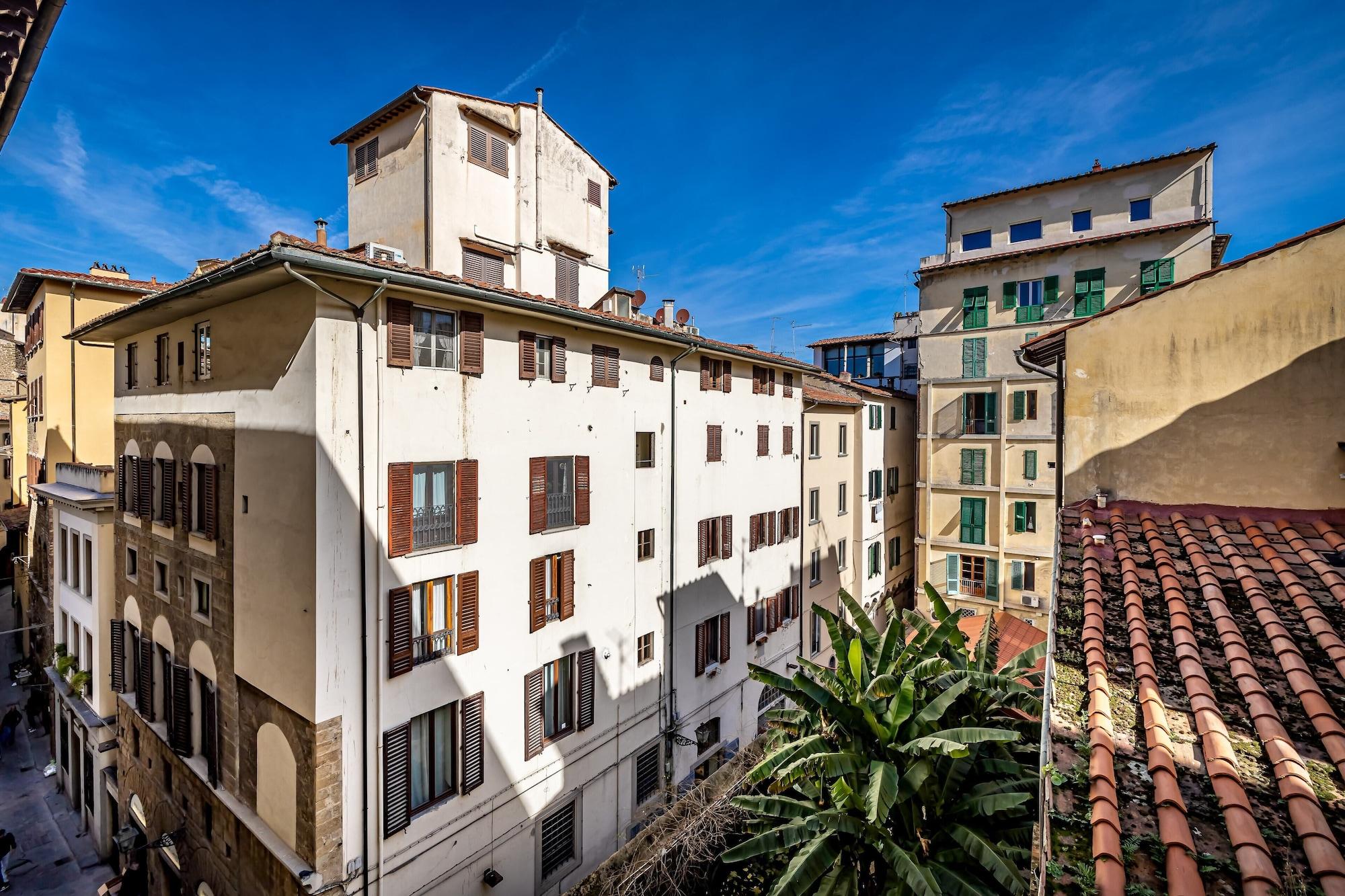 Varios Hotel Alessandra