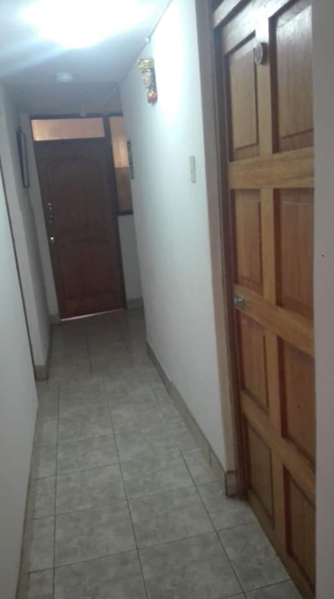 Varios Euro Hostal