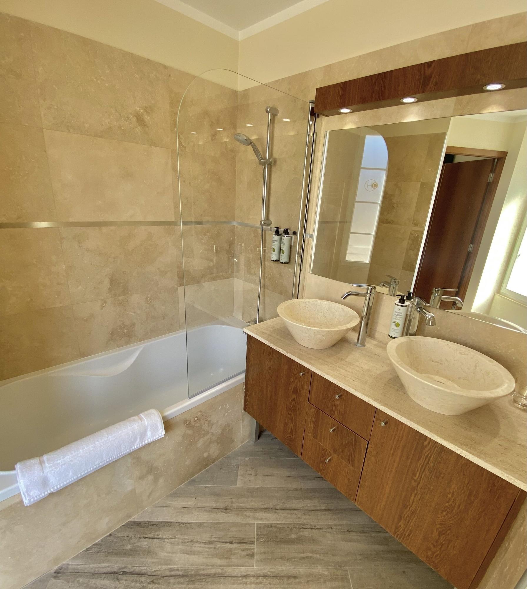 Equipamiento de Habitación Hôtel La Falaise