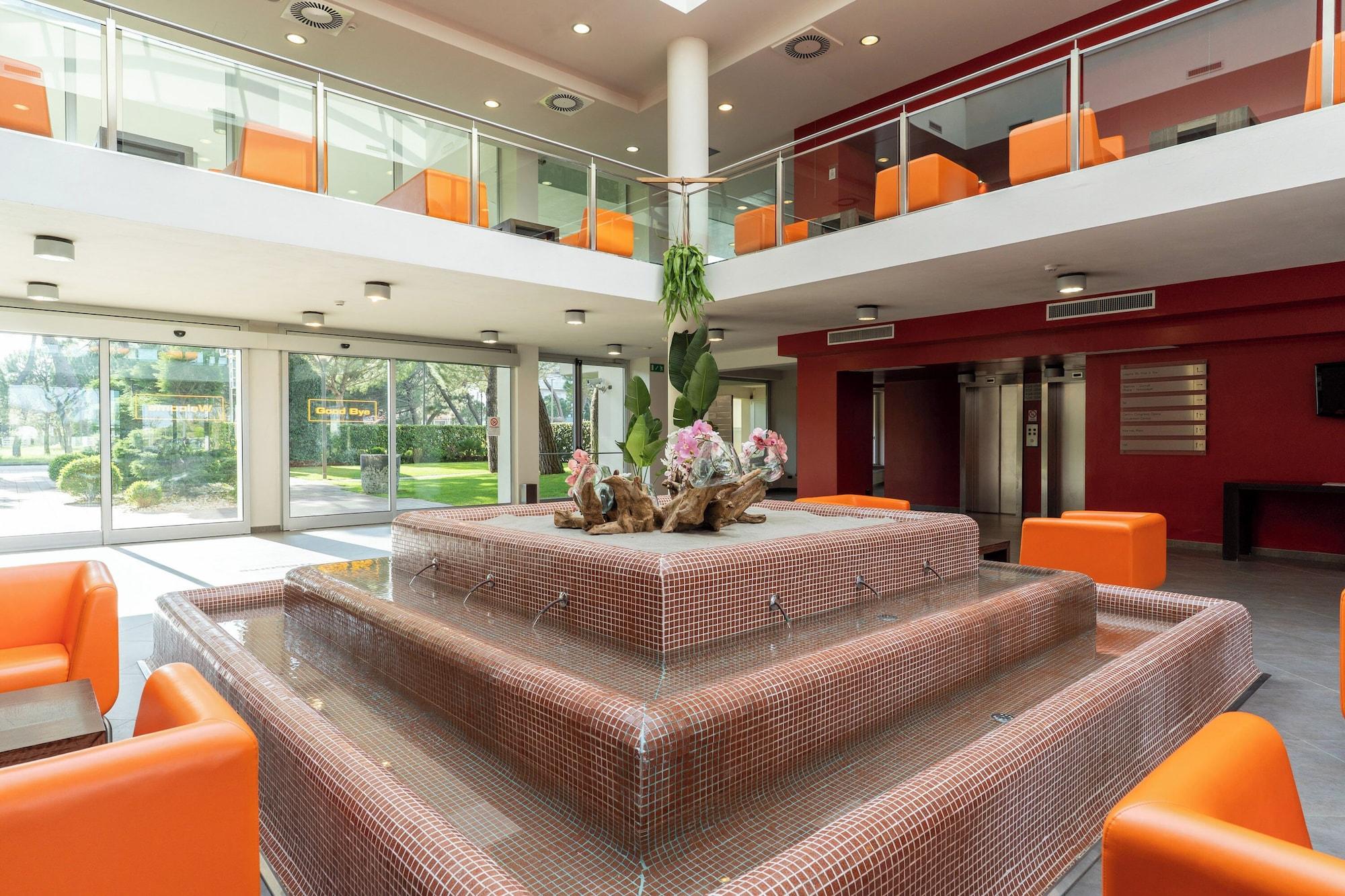 Vista Lobby Hotel Balance