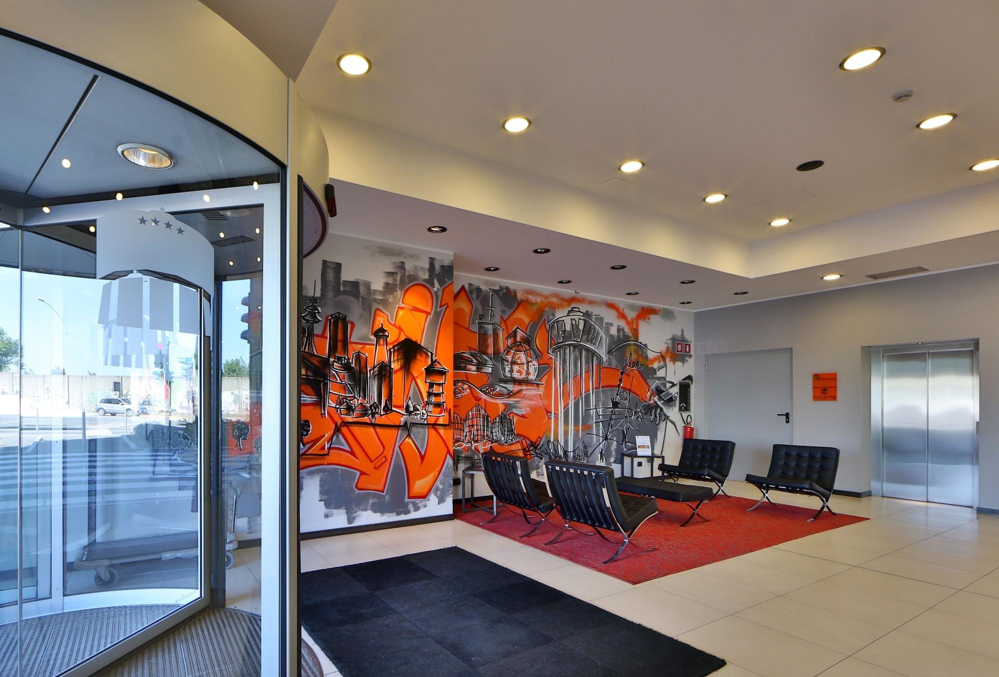 Varios Best Western Falck Village Hotel