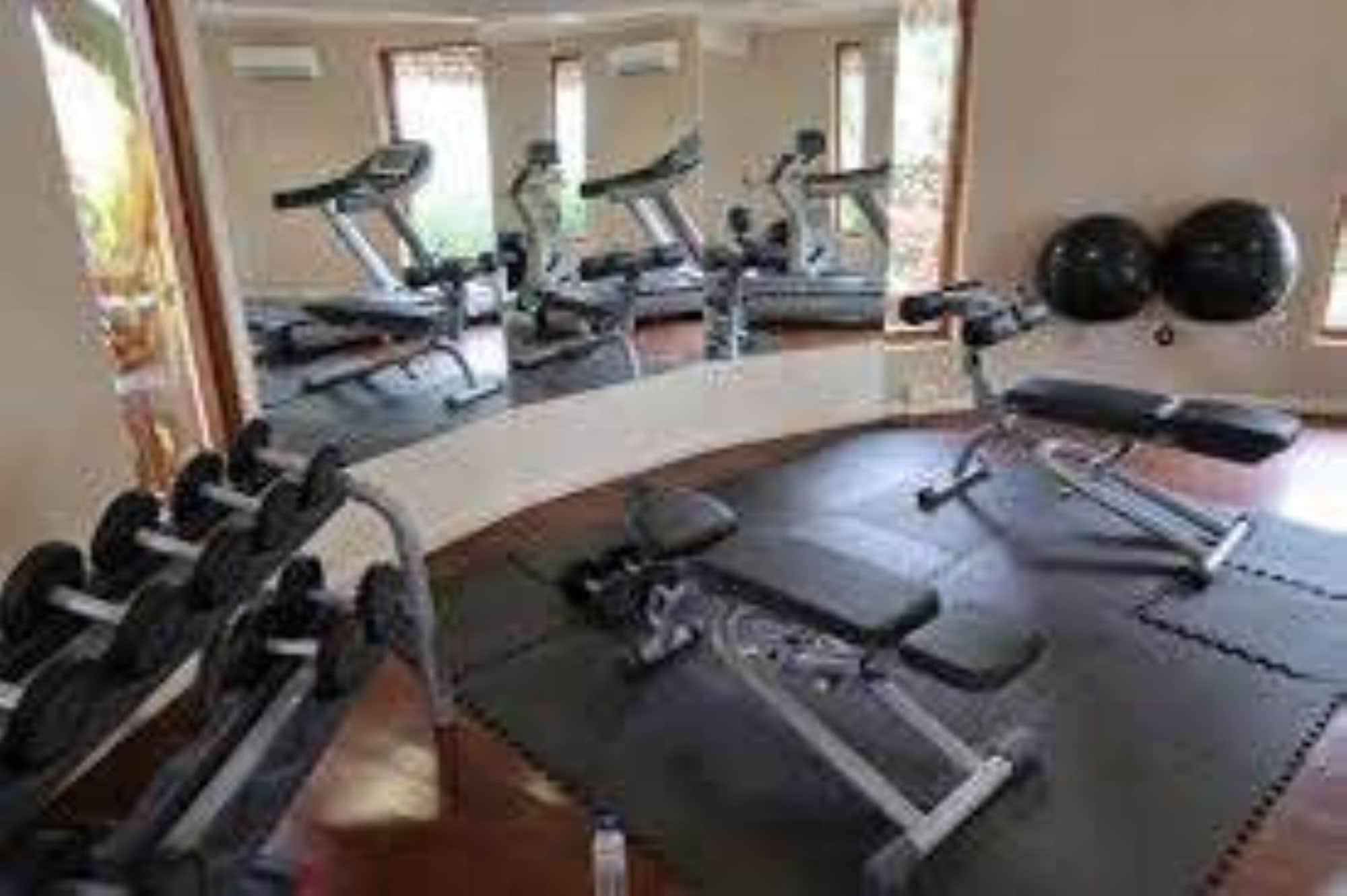Gimnasio Essque Zalu Zanzibar