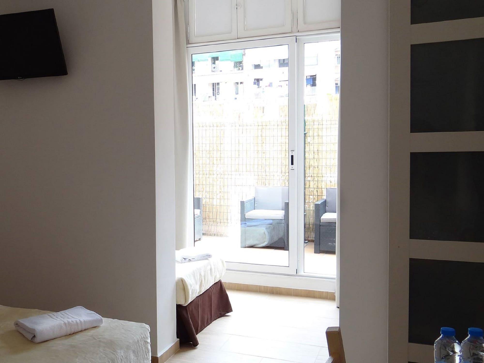 Habitación Hostal Balkonis