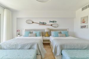 Alquiler Vacacional - Spectacular Beachfront Penthouse w/ Private Jacuzzi at Cap Cana