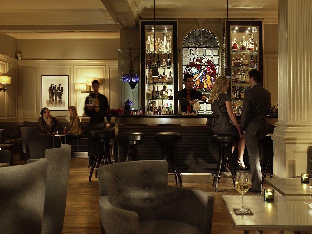 Bar/Salón Brown's Hotel, a Rocco Forte Hotel