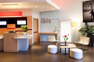 Alojamiento - ibis Barcelona Santa Coloma