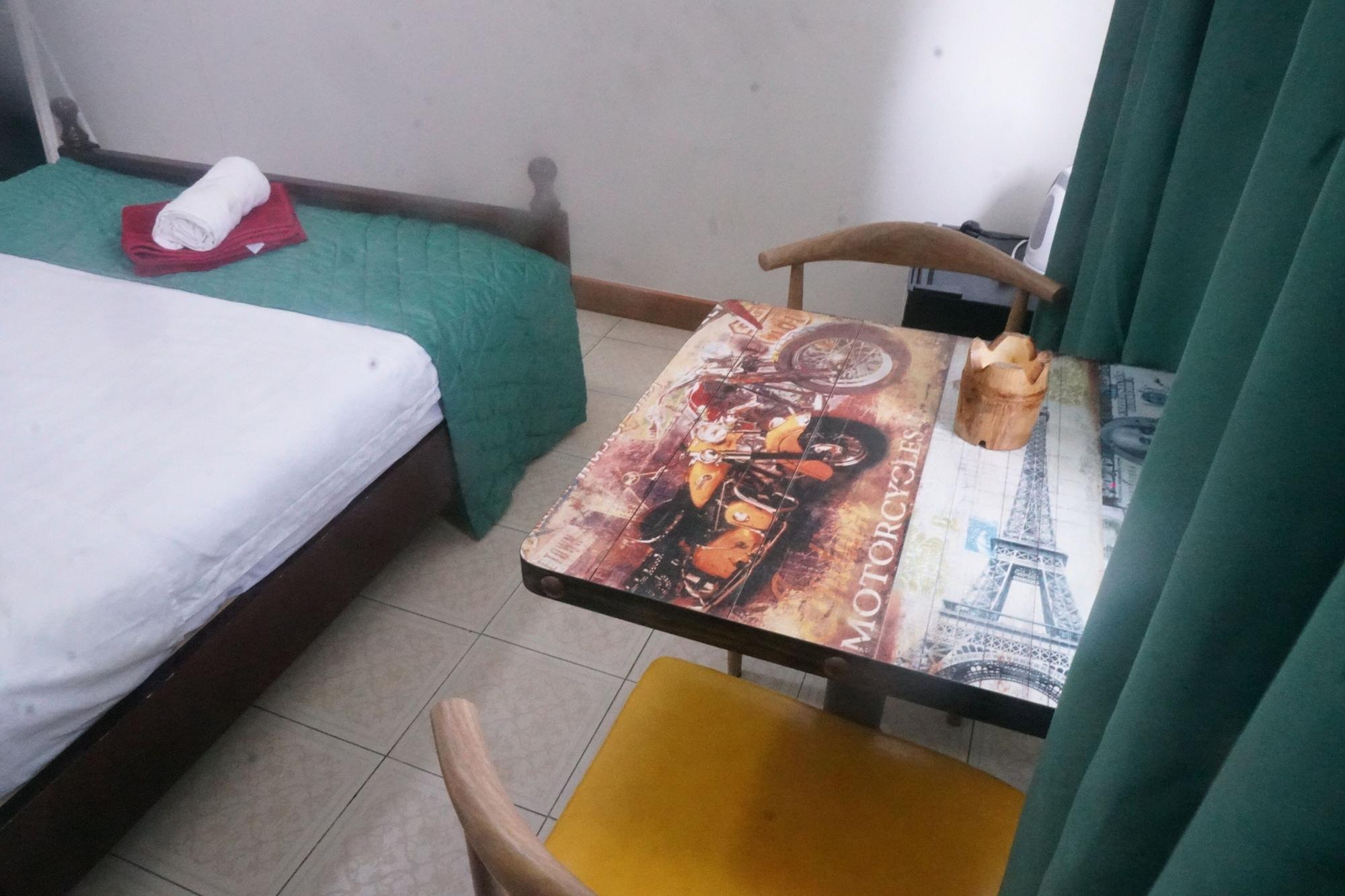 Habitación Happy Ours Guest House