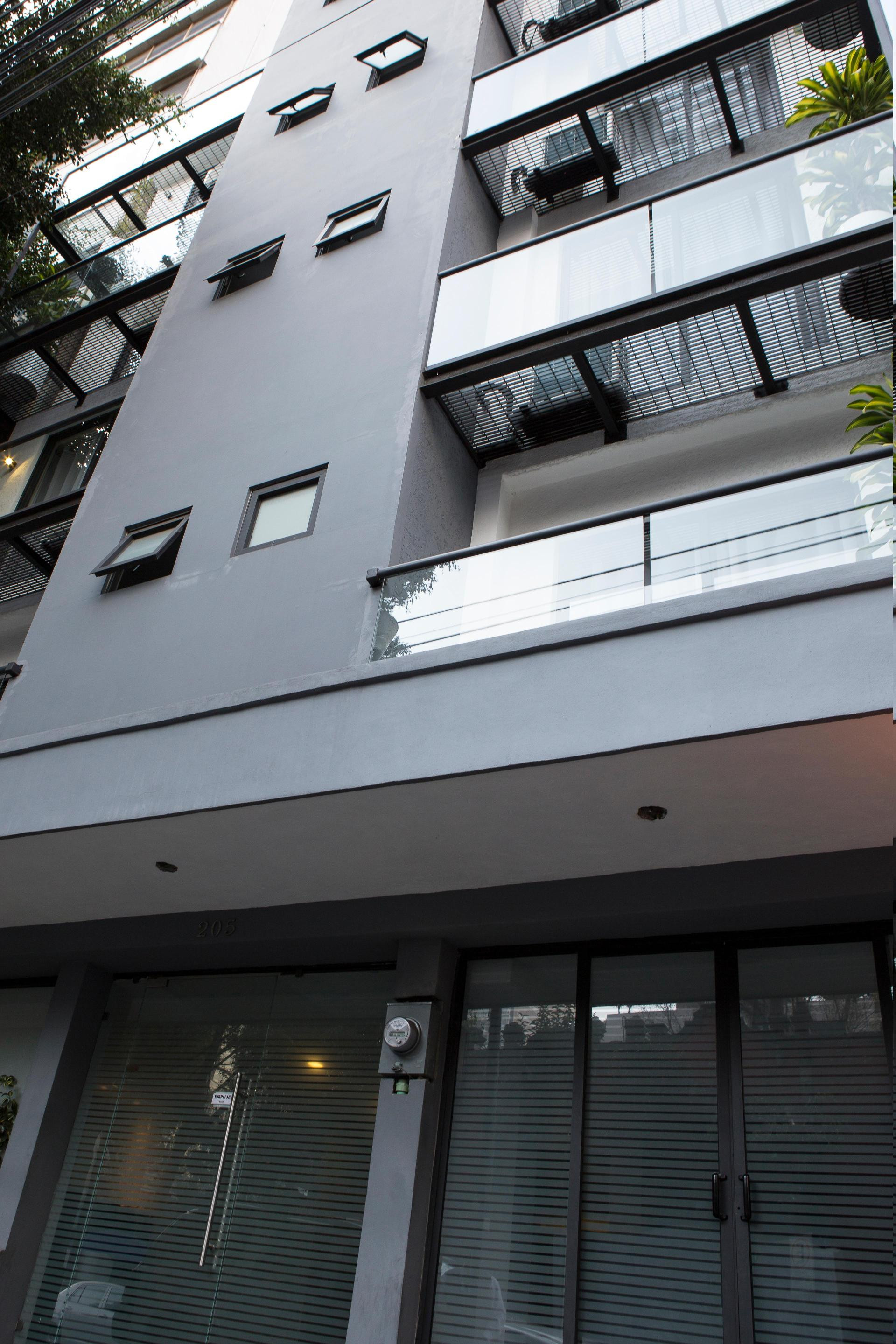 Vista Exterior Suites Lerma