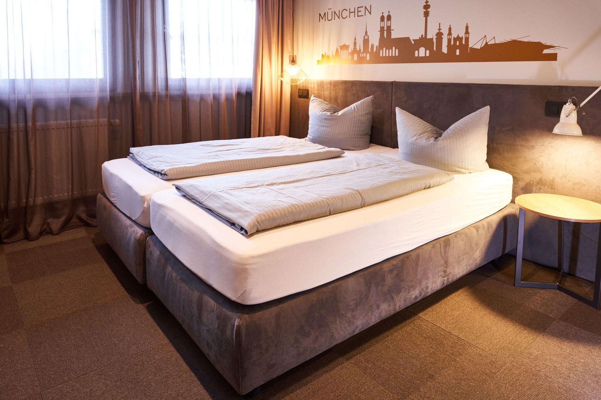 Vista Exterior ARRIVEL Hotel Kirchheim - bisher: Novitel