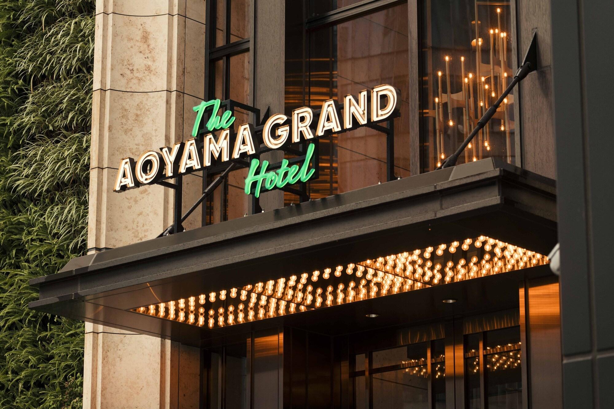 Vista Exterior The Aoyama Grand Hotel