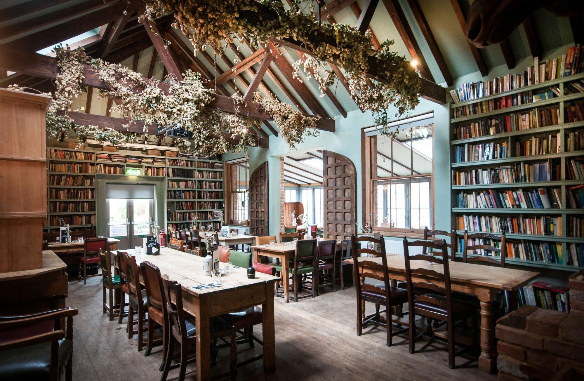 Restaurant The Dabbling Duck