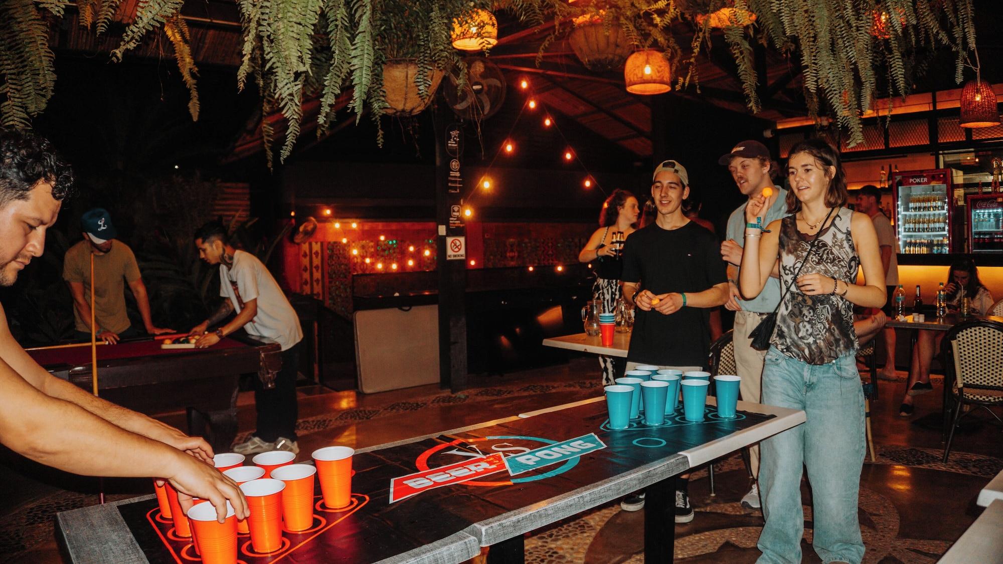 Bar/Salón Viajero Cali Hostel & Salsa School