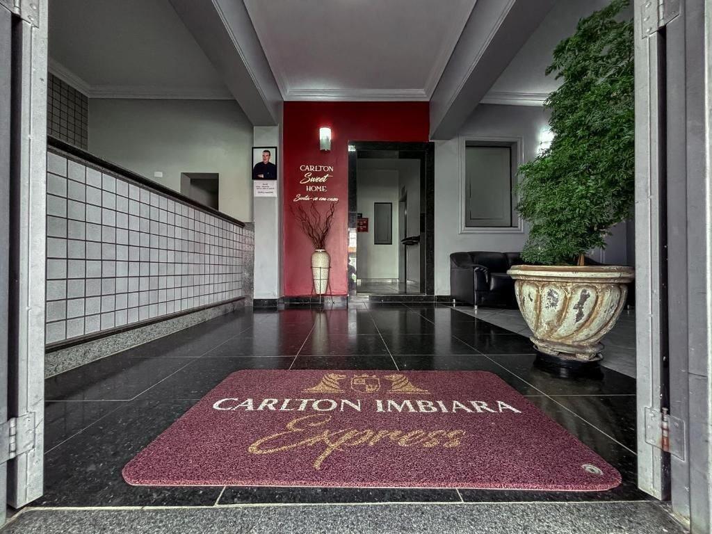 Varios Hotel Carlton Imbiara Express