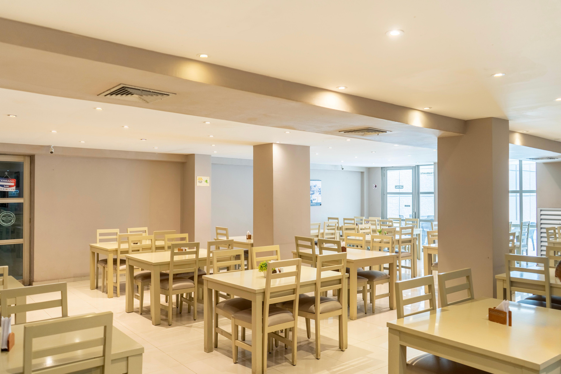 Restaurant HOTEL CARIBANA EXPRESS