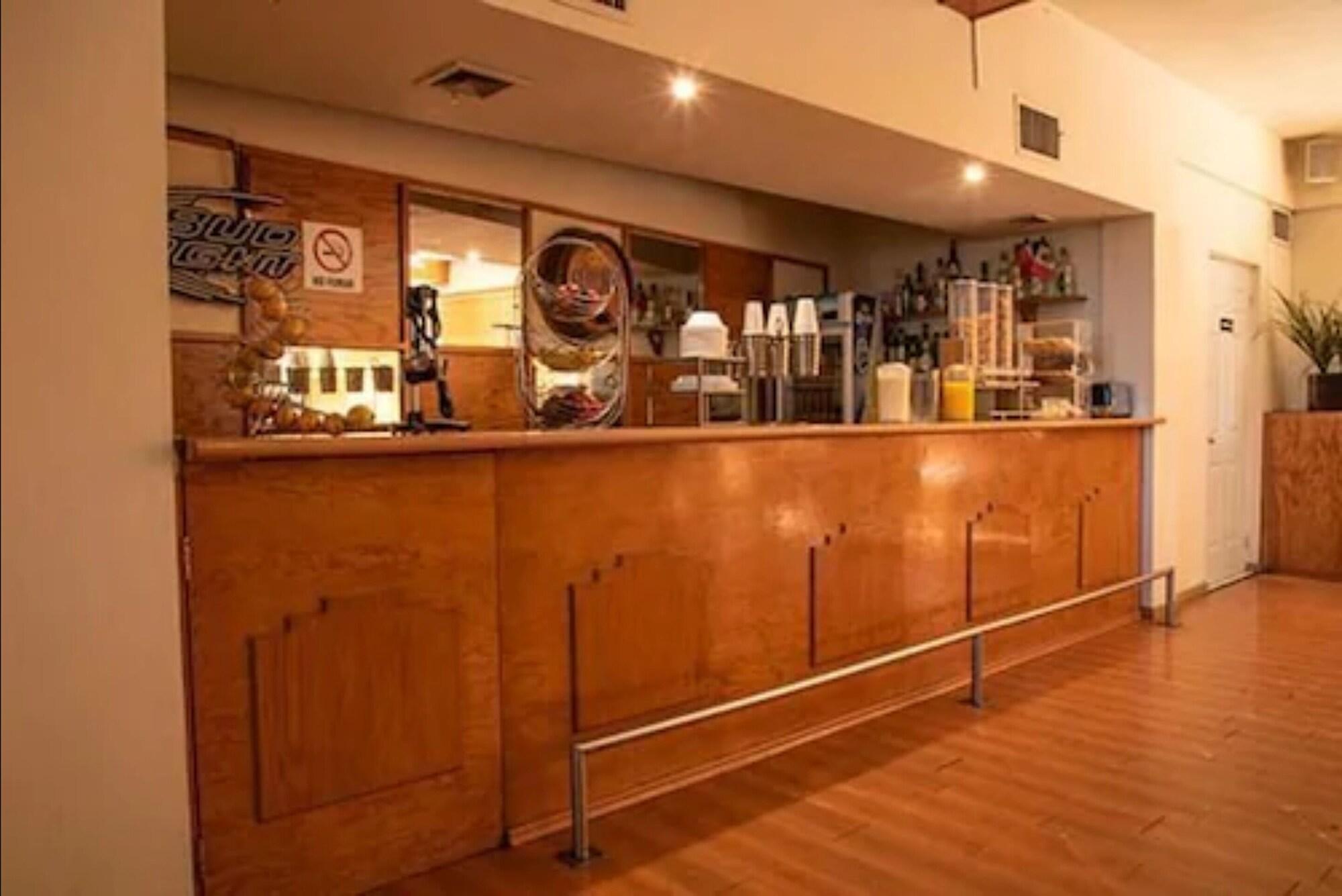 Restaurant American Inn Hotel & Suites Hidalgo del Parral