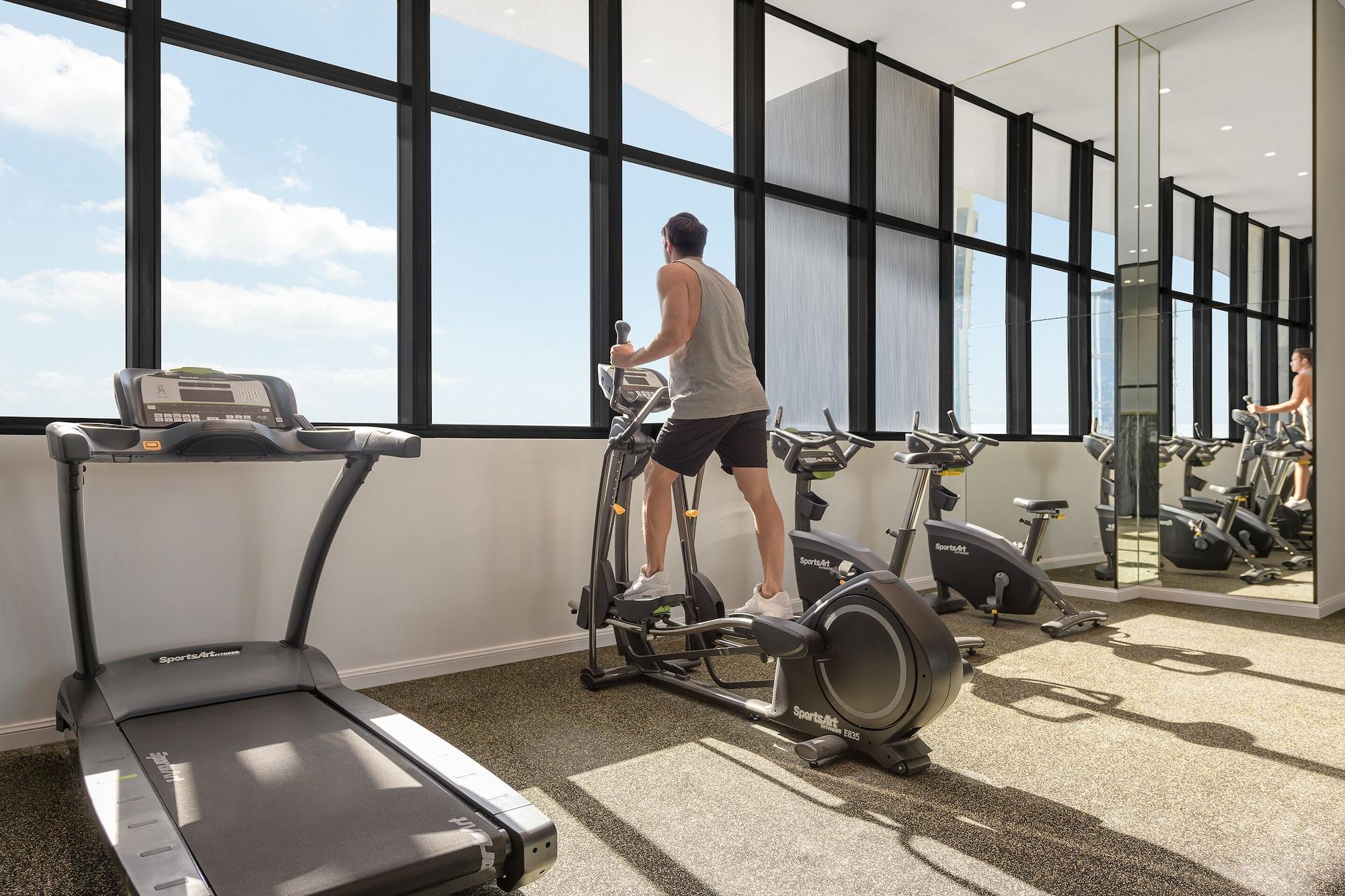 Gimnasio Meriton Suites Surfers Paradise