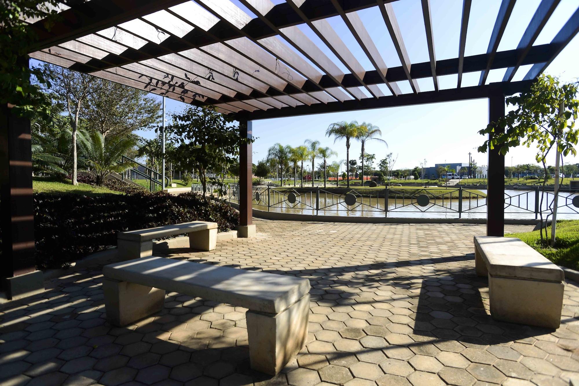 Vista Exterior Hotel Rainha do Brasil