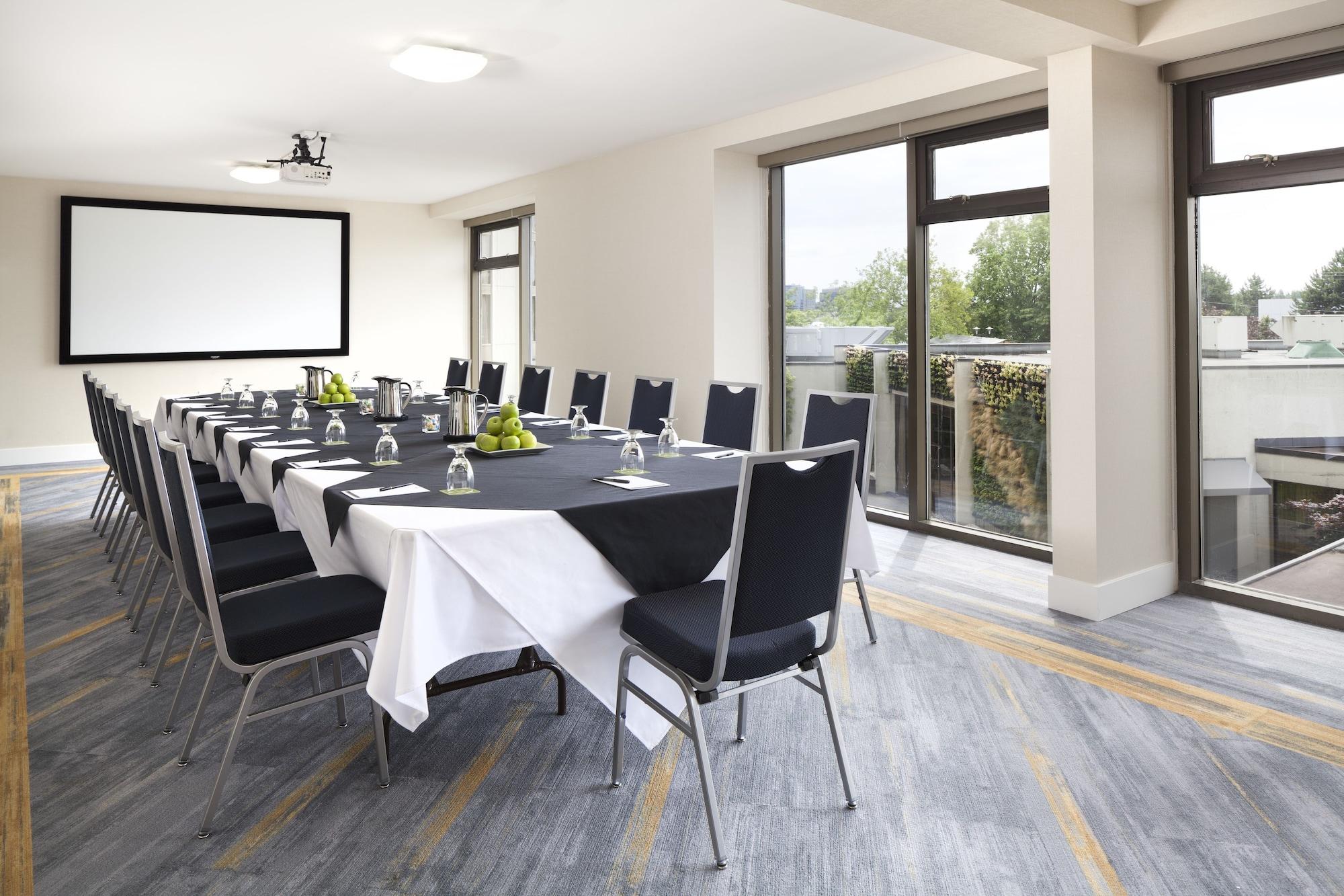 Sala de Reuniones Radisson Blu Vancouver Airport Hotel & Marina