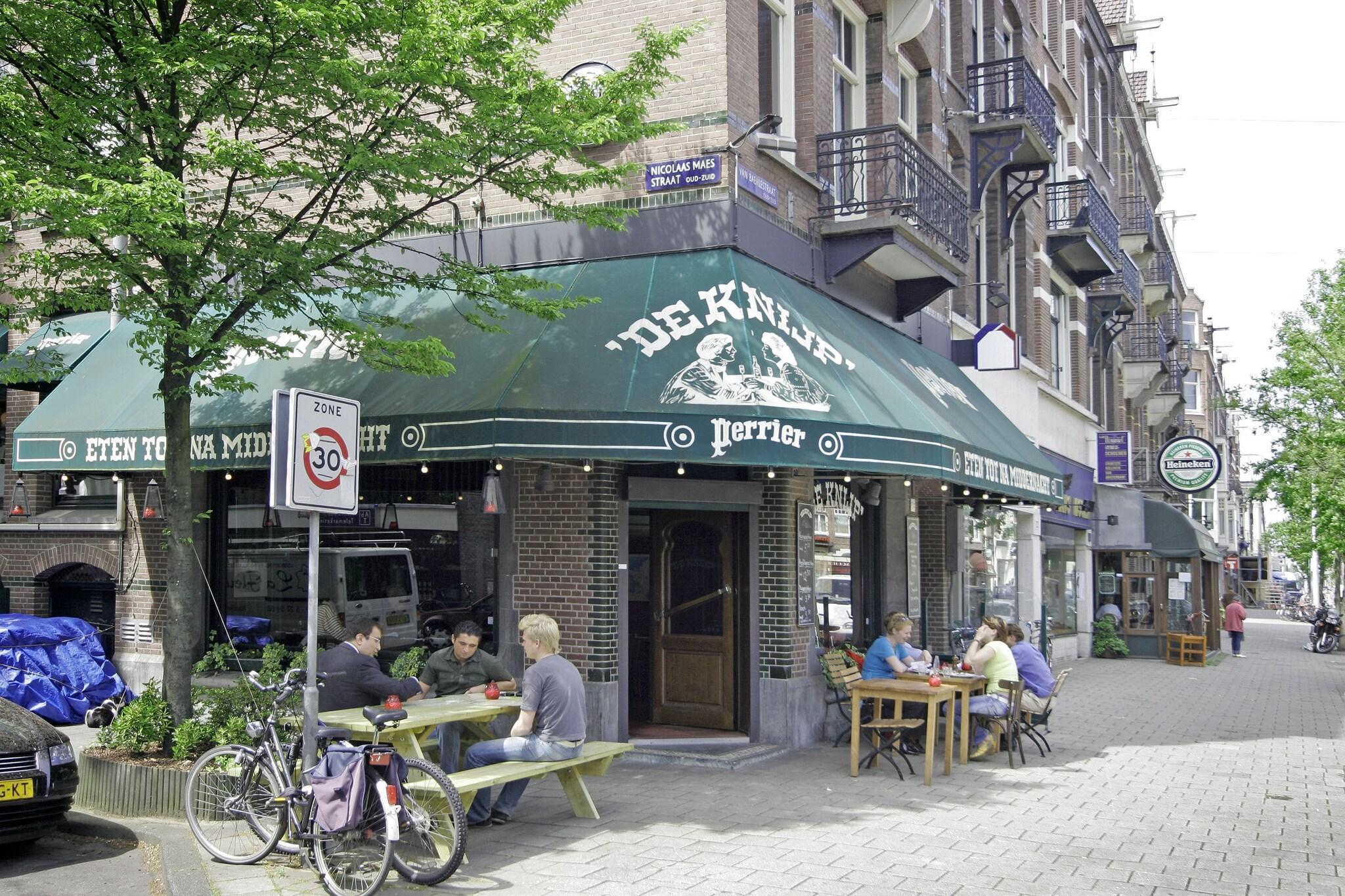 Vista Exterior Nova Apartments