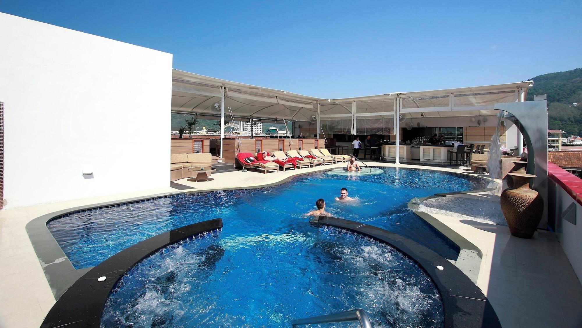 Vista Piscina Absolute Bangla Suites
