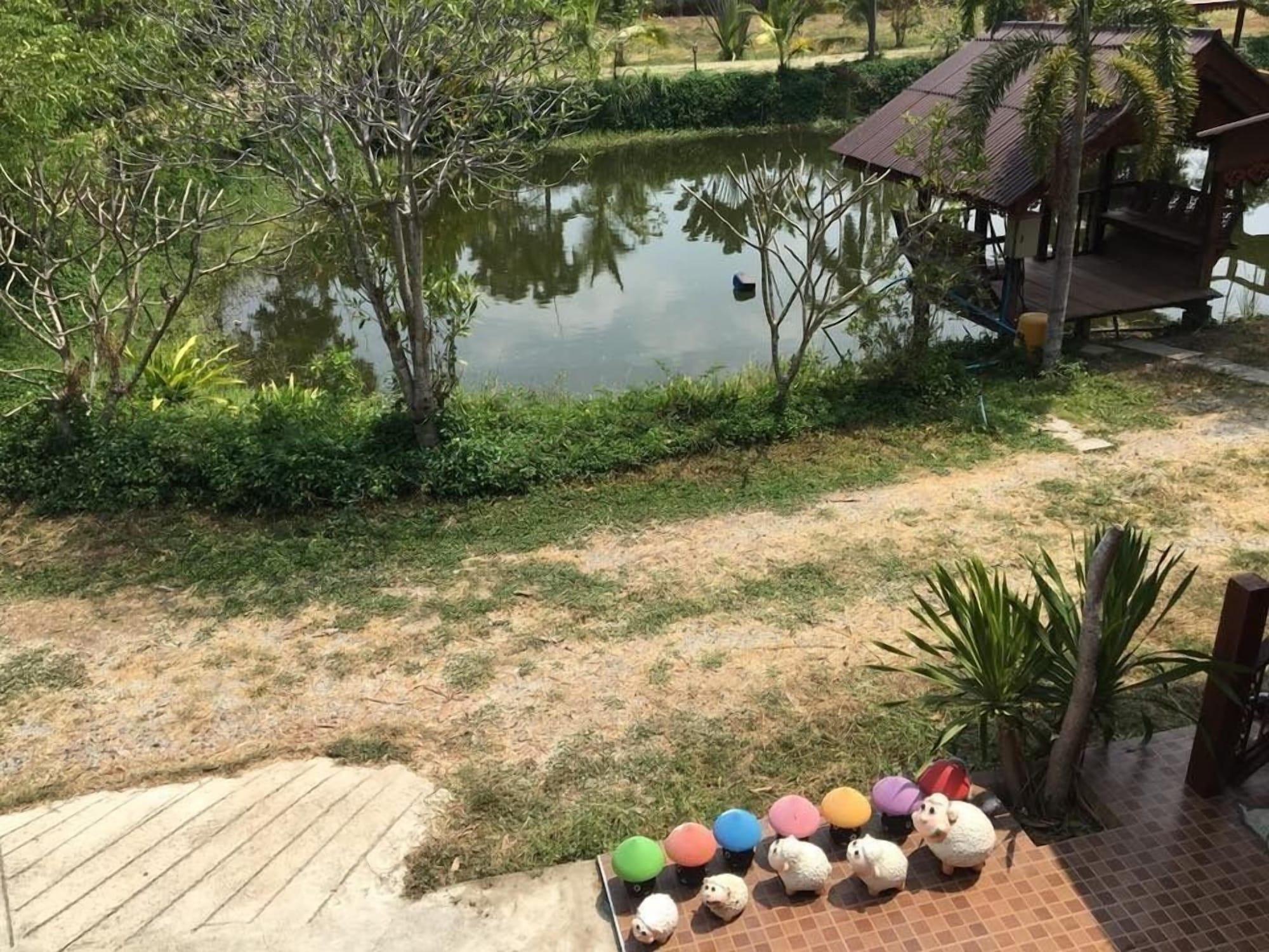 Equipamiento de Habitación Baan Suan View Dee Homestay