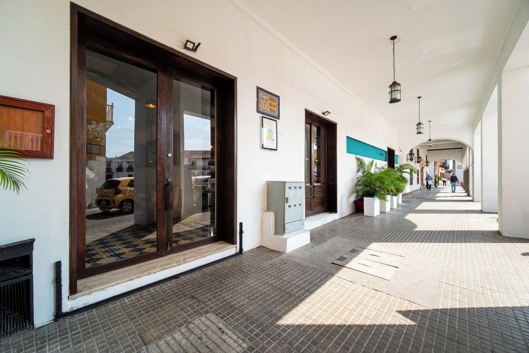 Vista Exterior Sophia Hotel By OxoHotel