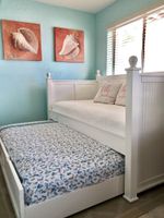 Alquiler Vacacional - Summer family fun!  Oceanfront & Ground floor with all beach gear included!