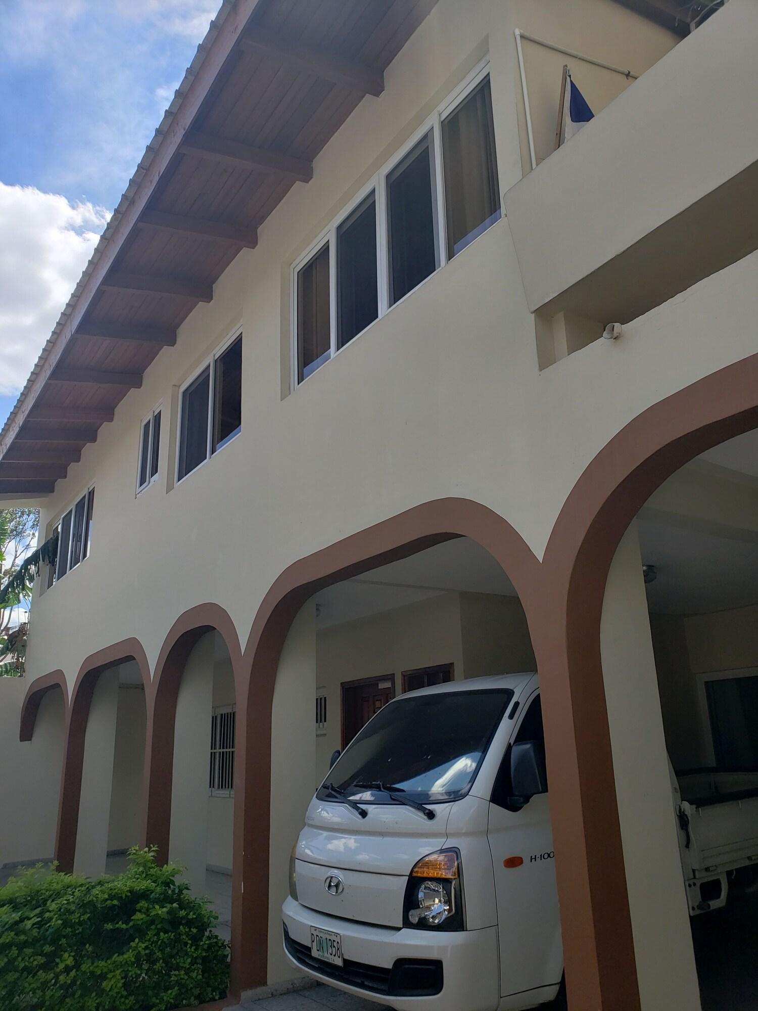 Vista Exterior Hotel Portal los Castanos