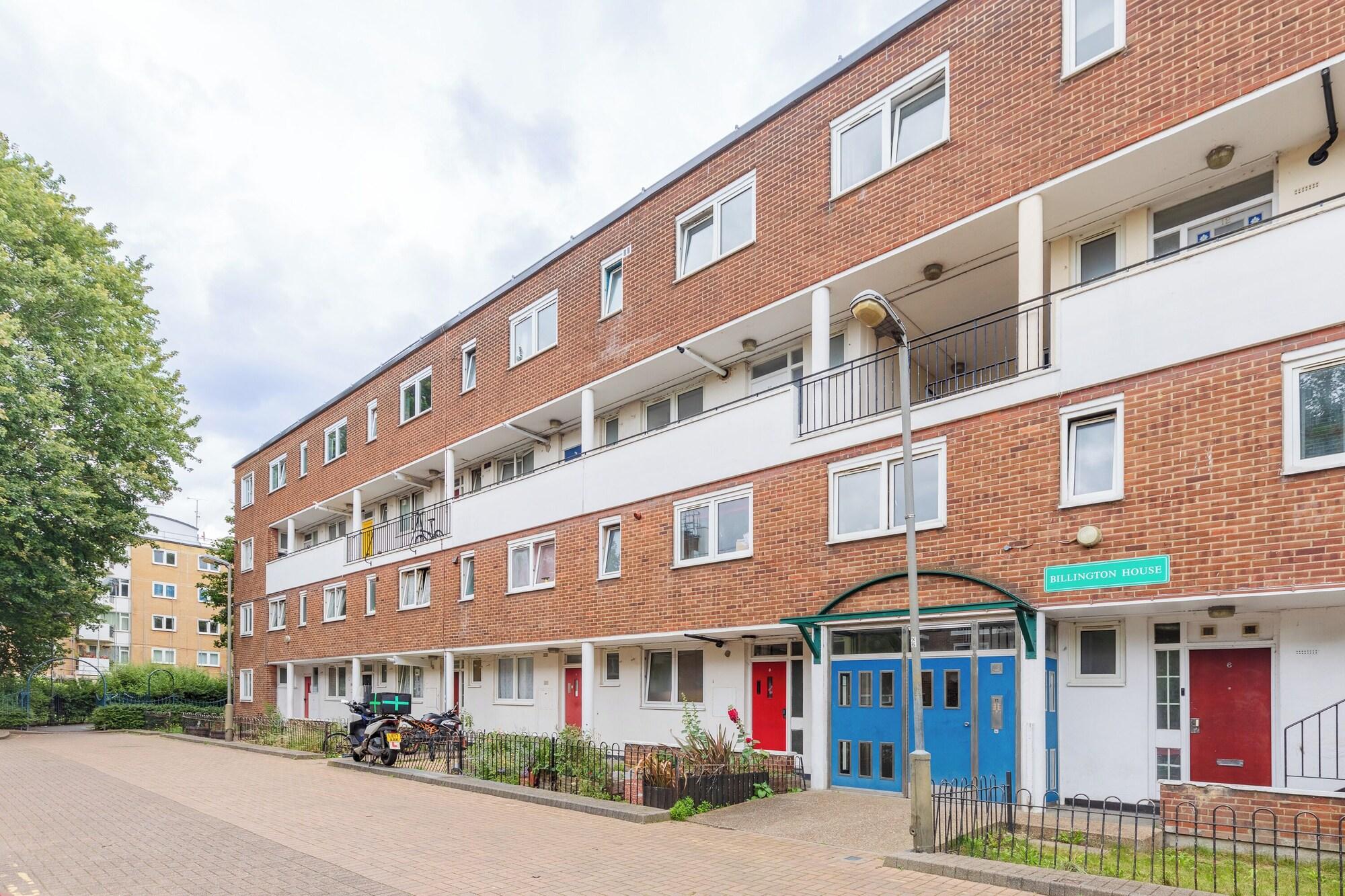 Vista Exterior 3 Bed Flat, Dedicated Workspace, Parking, 4KTV